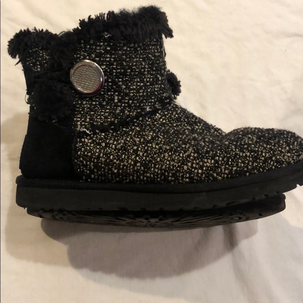 Ugg boots - Picture 3 of 8